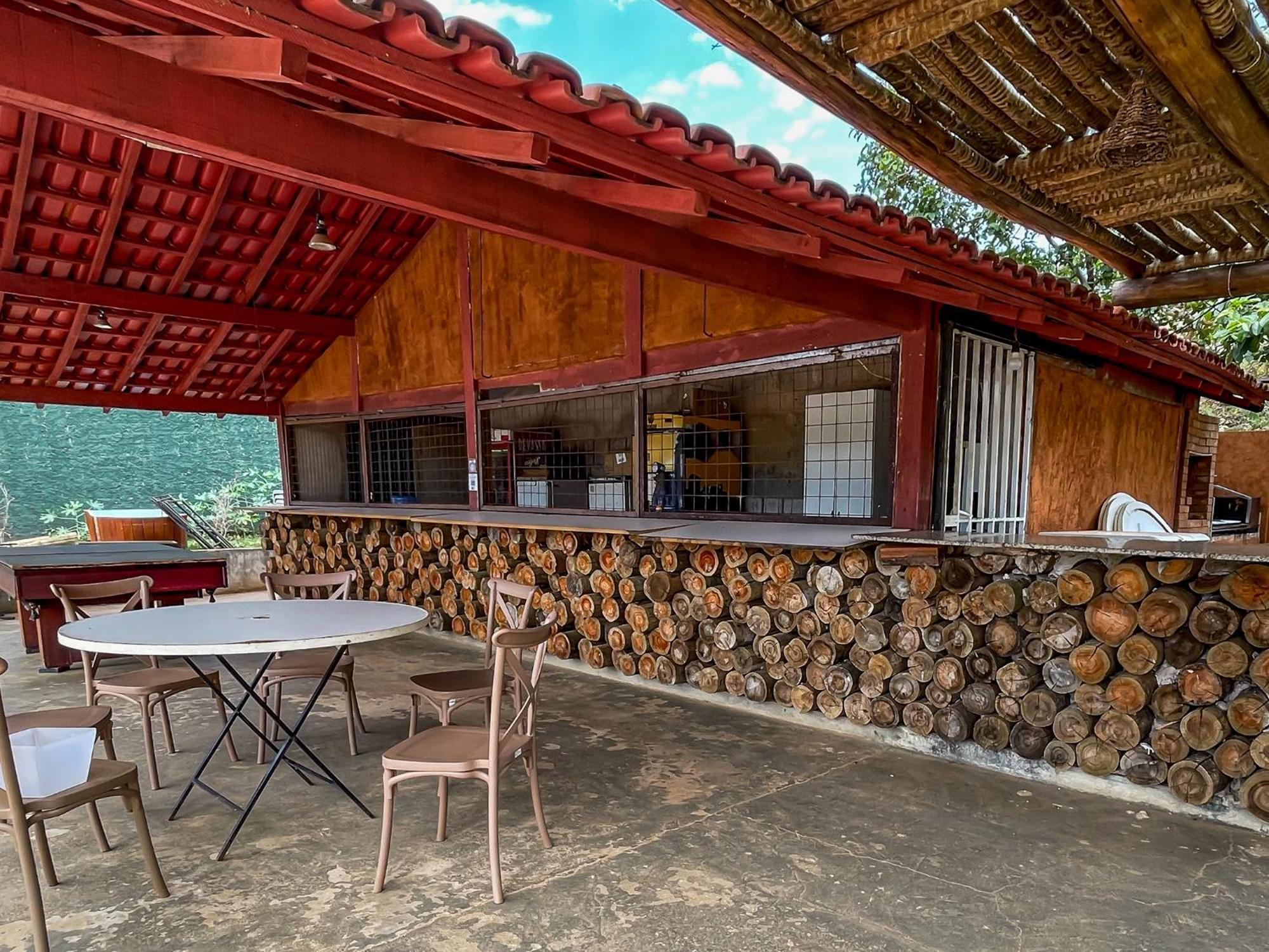 Ranchos 30 Hotel Fazenda Hidrolandia  Exterior photo