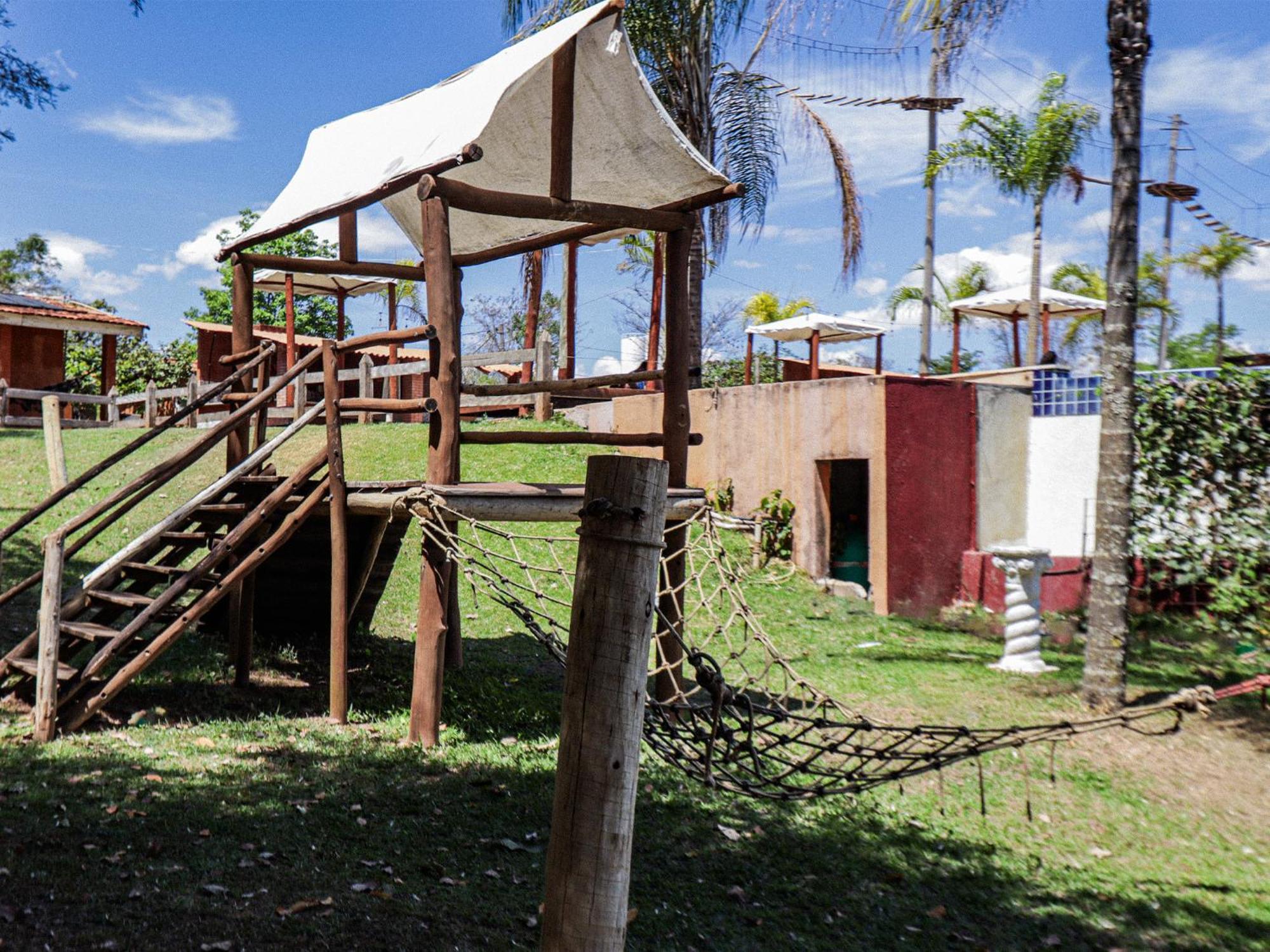 Ranchos 30 Hotel Fazenda Hidrolandia  Exterior photo