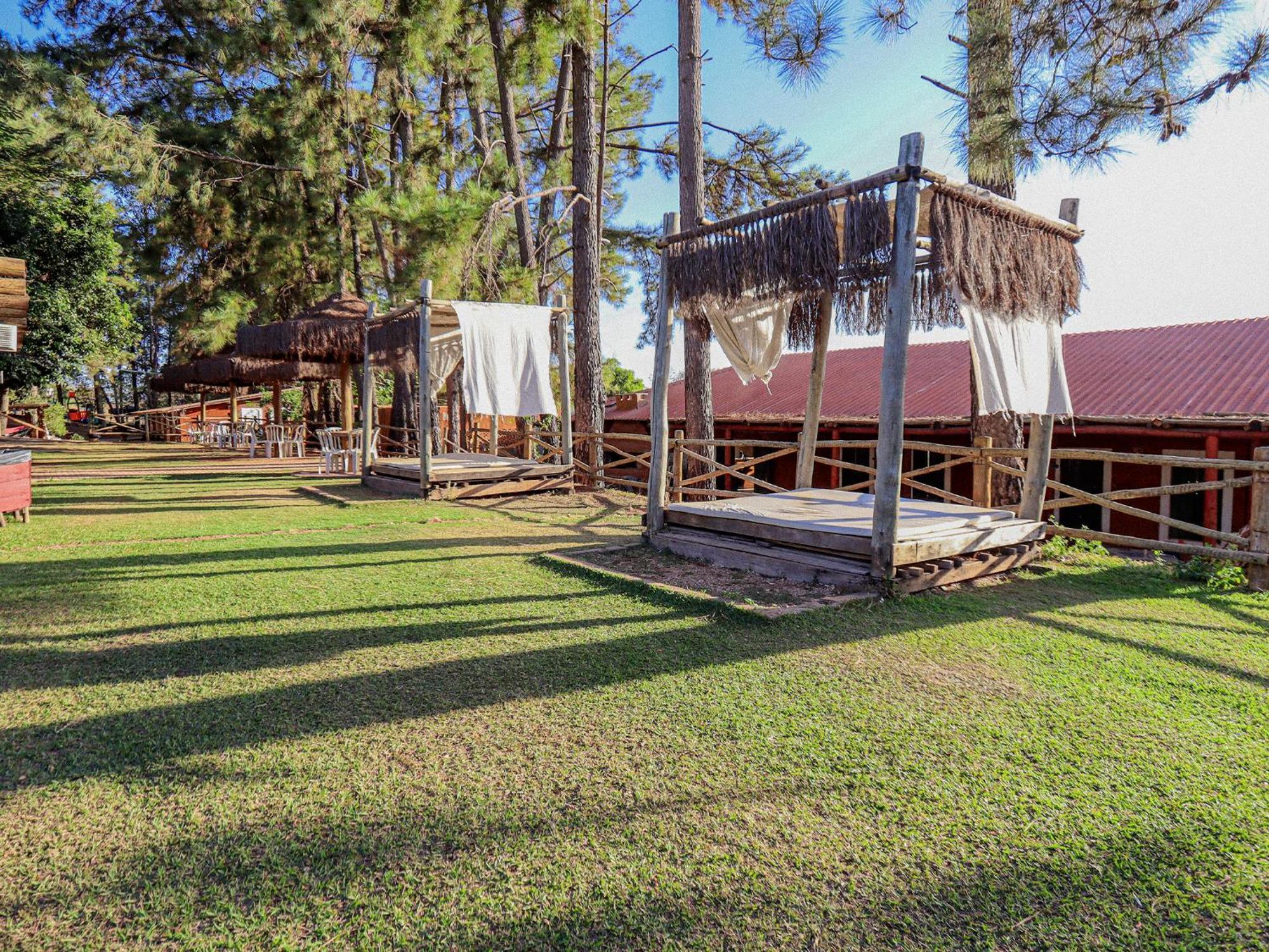 Ranchos 30 Hotel Fazenda Hidrolandia  Exterior photo