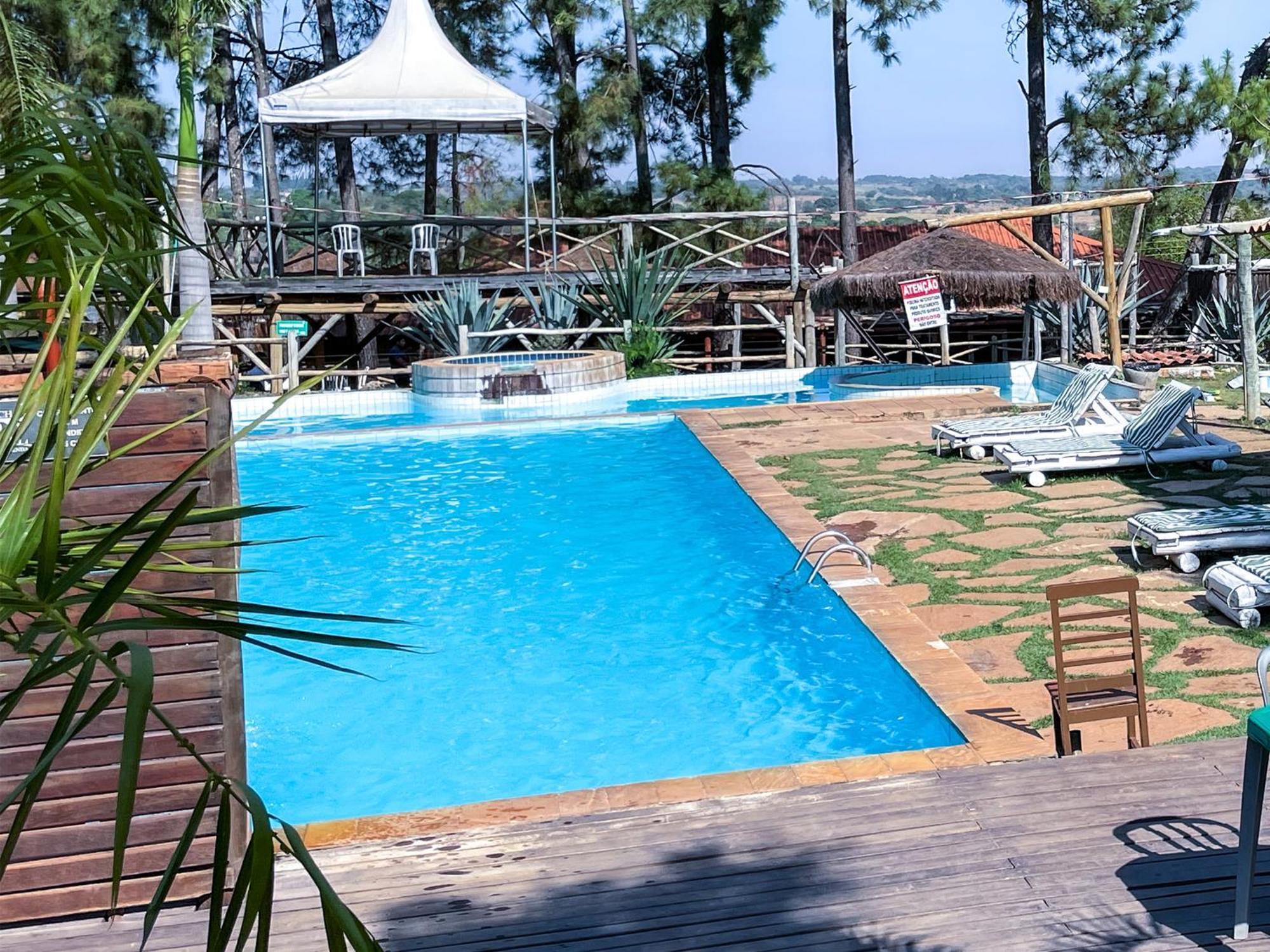 Ranchos 30 Hotel Fazenda Hidrolandia  Exterior photo